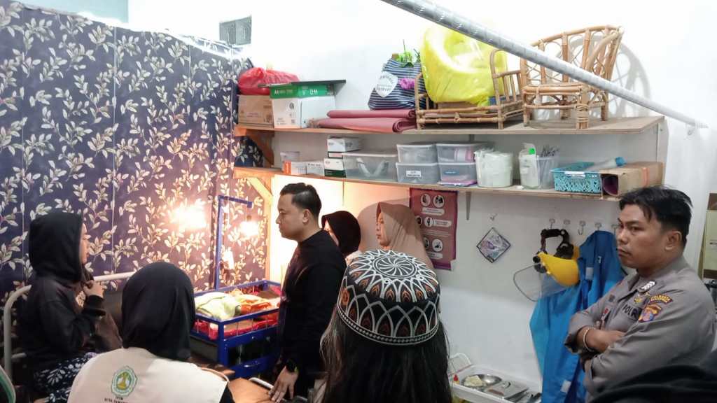 Bayi Perempuan Berusia 6 Hari Ditemukan di&nbsp;Semak-semak