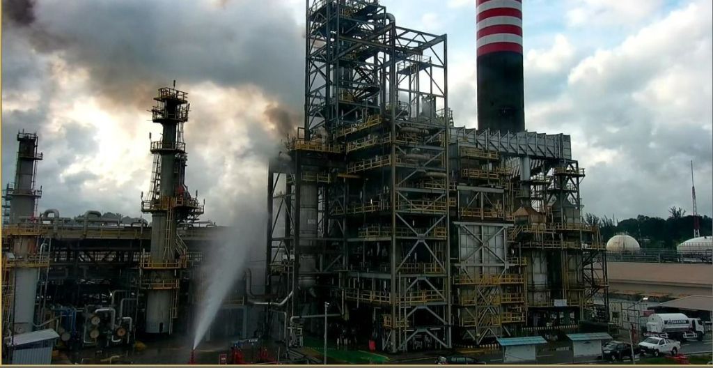 Kilang Pertamina Balikpapan Terbakar