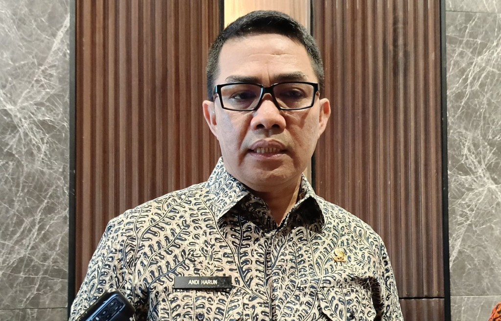 Penuhi Persyaratan Independen, AH Tegaskan Tetap Pakai Parpol