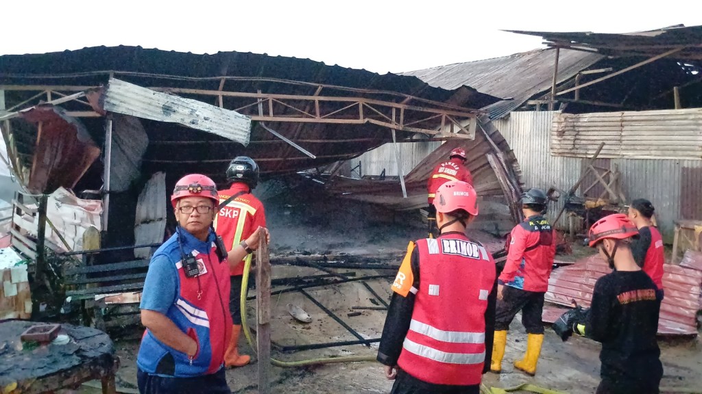 1 Café di Samarinda Hangus Terbakar