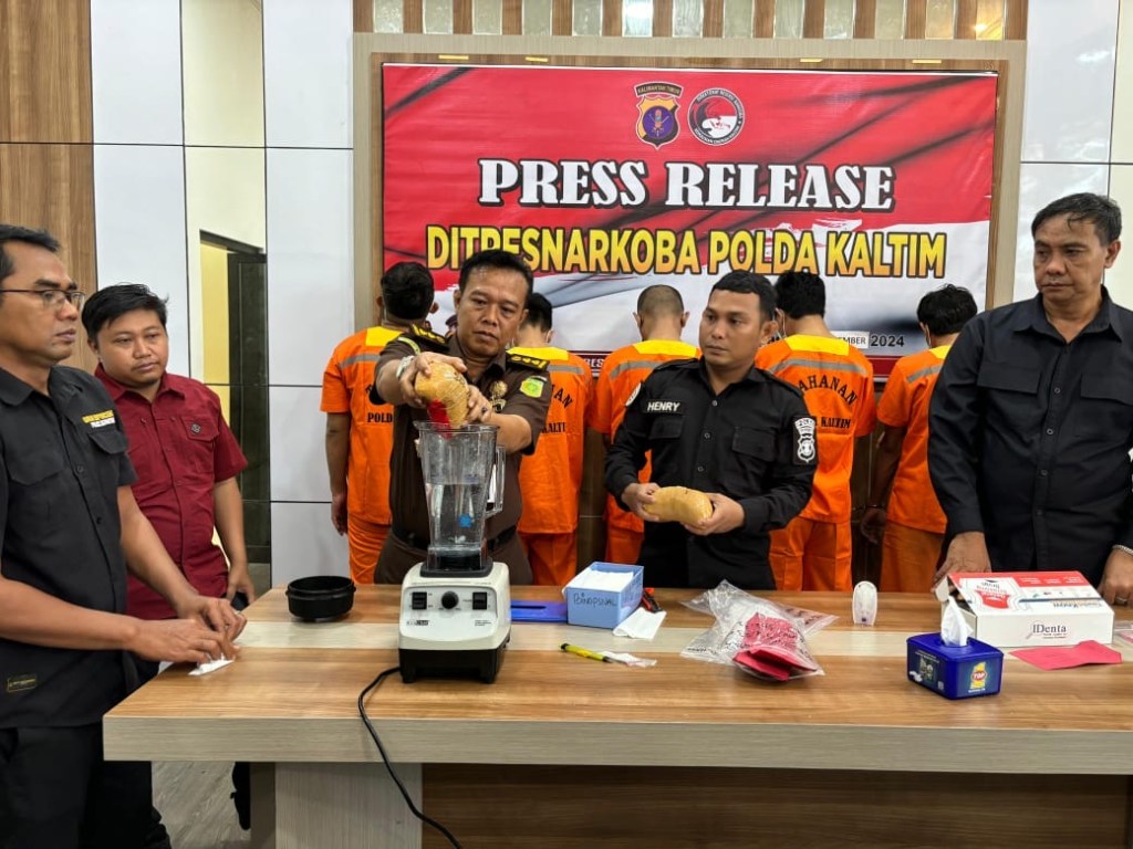 Polda Kaltim Musnahkan 2 Kg&nbsp;Sabu
