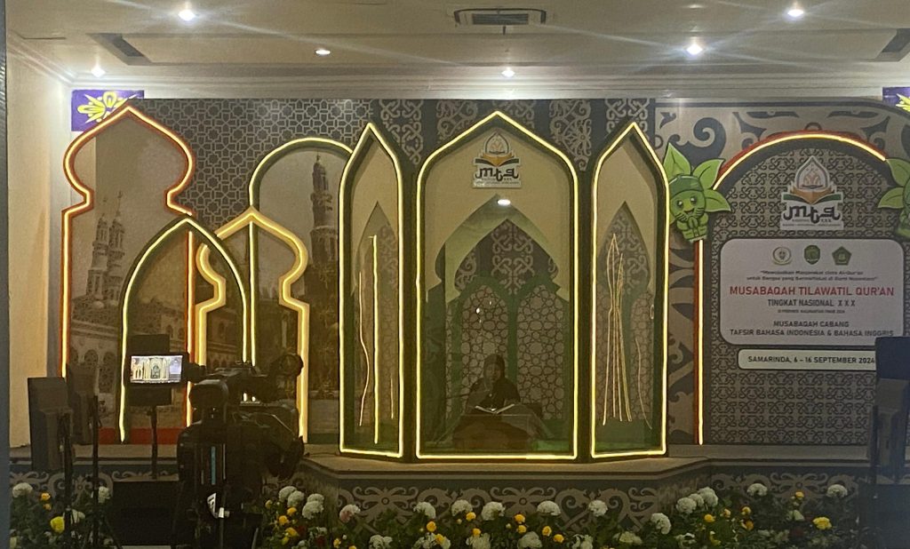 35 Provinsi Unjuk Kebolehan Tafsir Quran dengan Bahasa Inggris